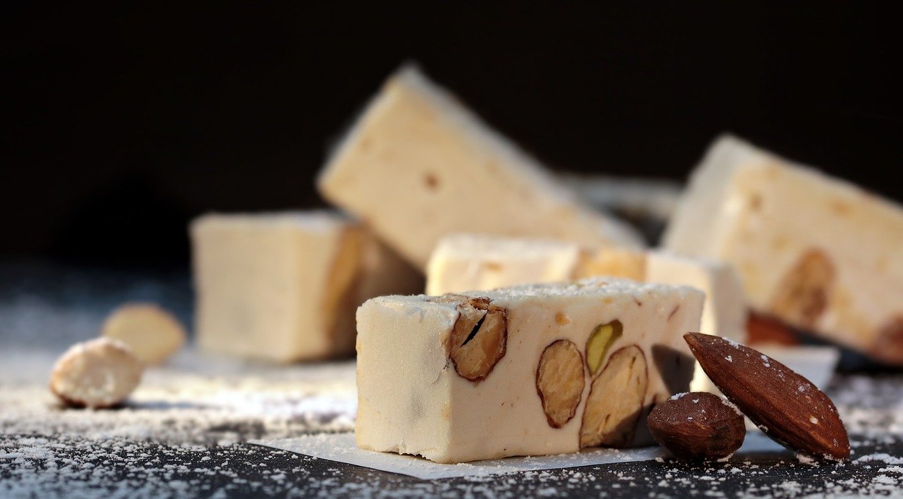 torrone-mandorlato-pasticceria italiana