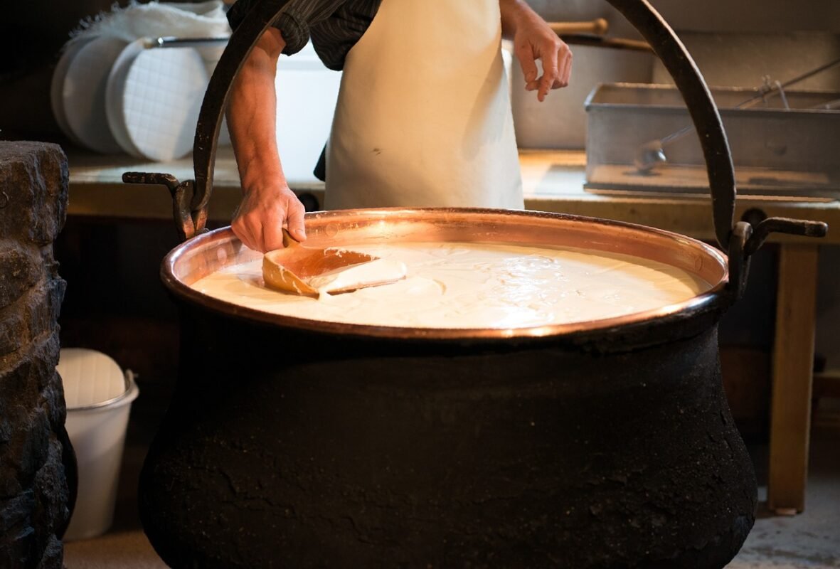 paiolo rame produzione formaggio